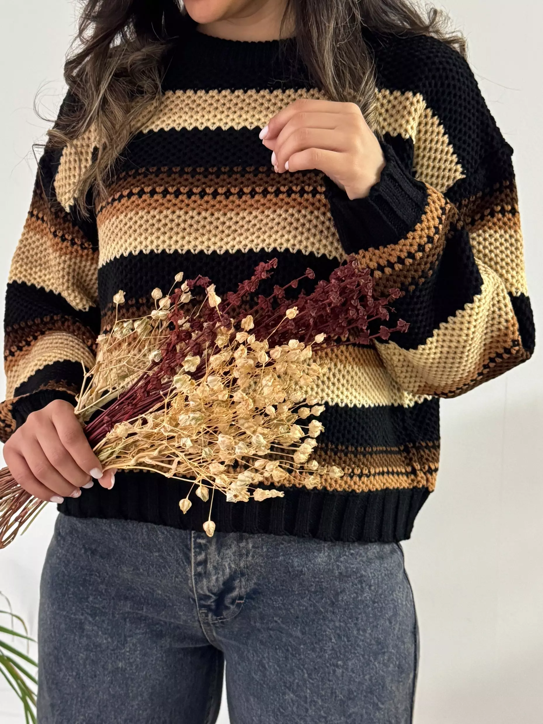 بافت پینترستی مایا